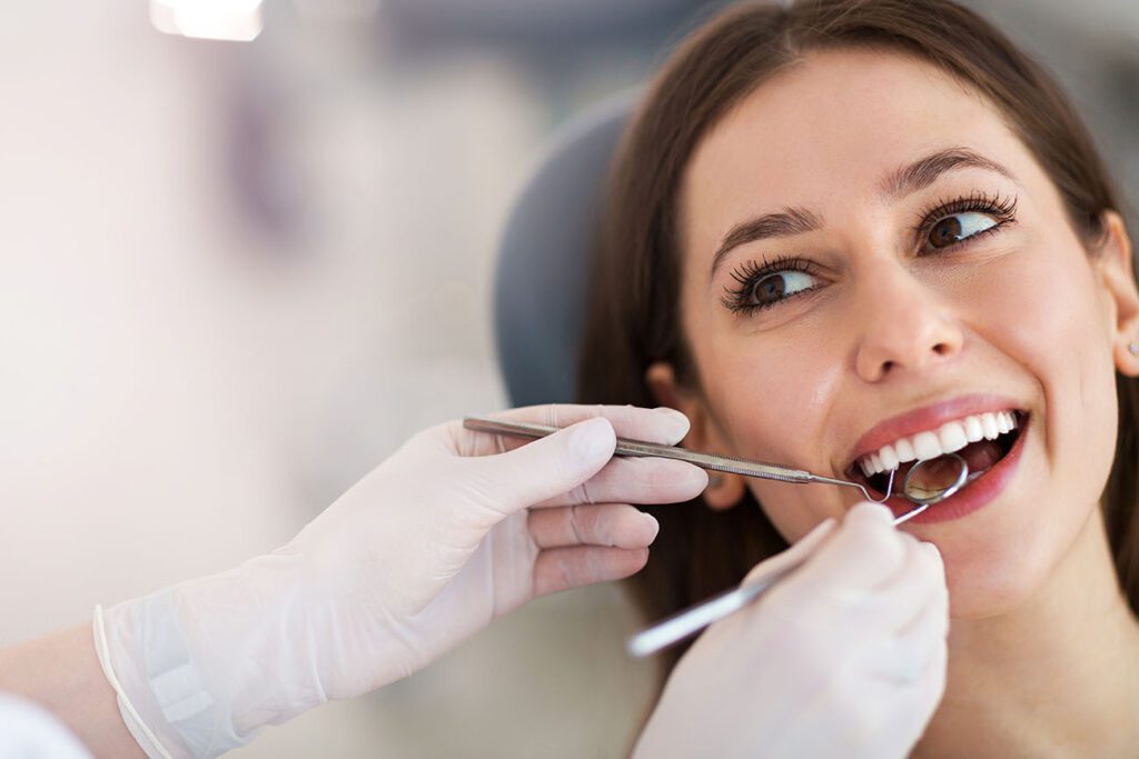 A DENTIST in CADILLAC MI can help you keep up with your oral hygiene